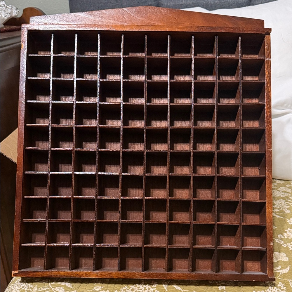 Thimble vintage Wooden Multi‑Compartment Organizer Shelf - Brown